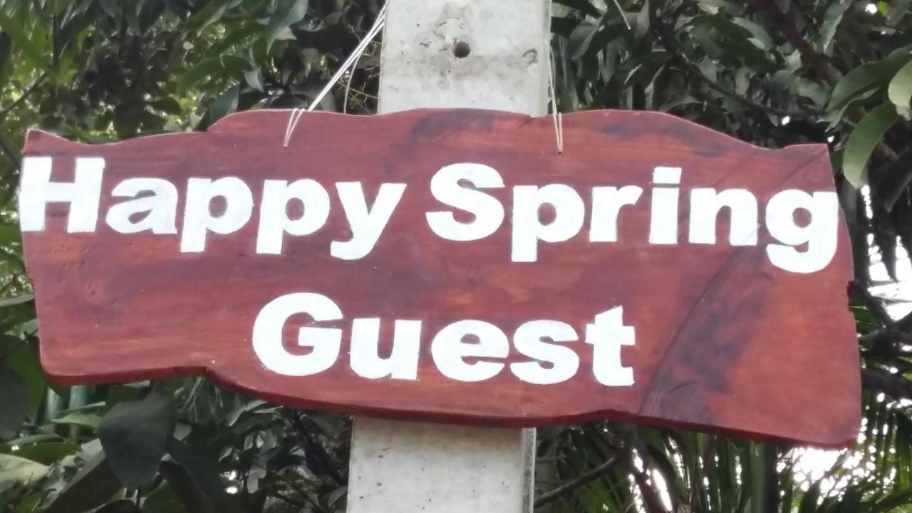 Bed and Breakfast Happy Spring Guest Mirissa Exterior foto